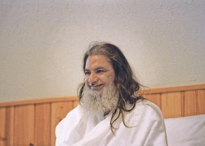 Swami Amar Jyoti in Satsang